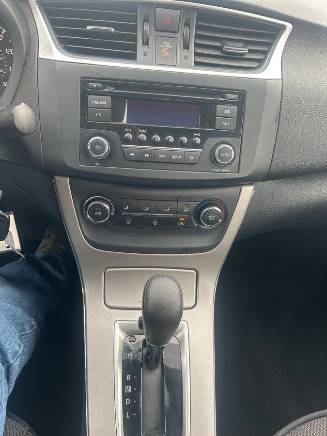 2015 Nissan Sentra 4dr Sdn I4 CVT SR photo