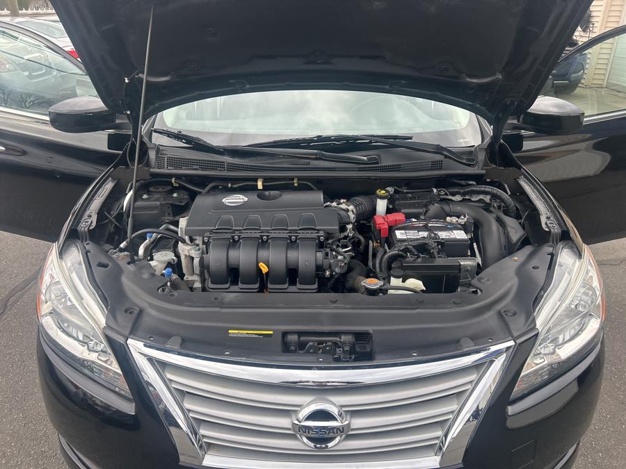 2015 Nissan Sentra 4dr Sdn I4 CVT SR photo