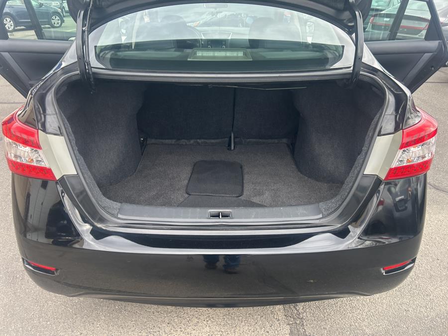 2015 Nissan Sentra 4dr Sdn I4 CVT SR photo