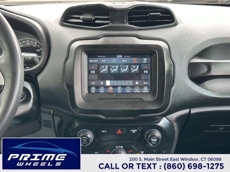 2018 Jeep Renegade Latitude FWD photo