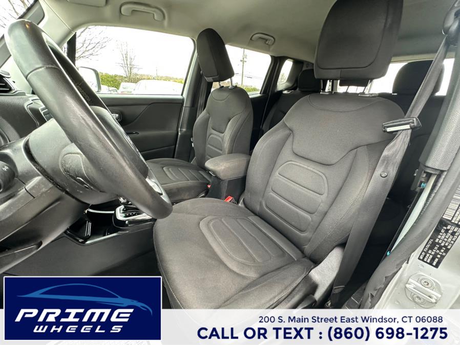 2018 Jeep Renegade Latitude FWD photo