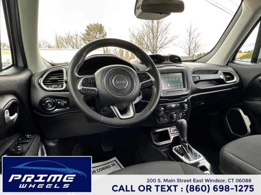 2018 Jeep Renegade Latitude FWD photo