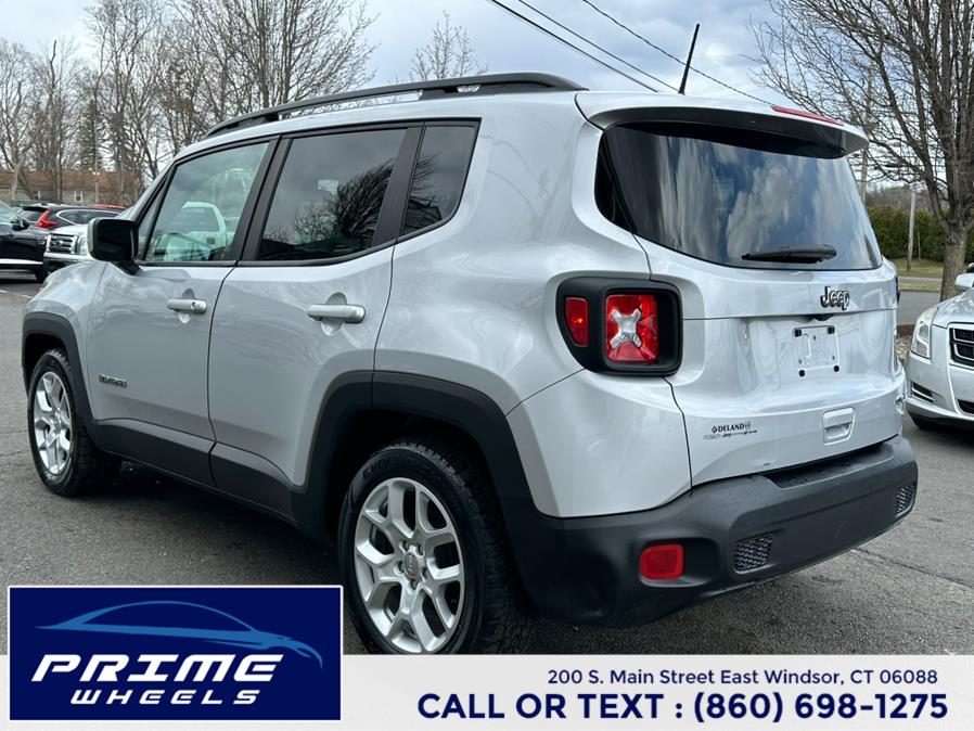 2018 Jeep Renegade Latitude FWD photo
