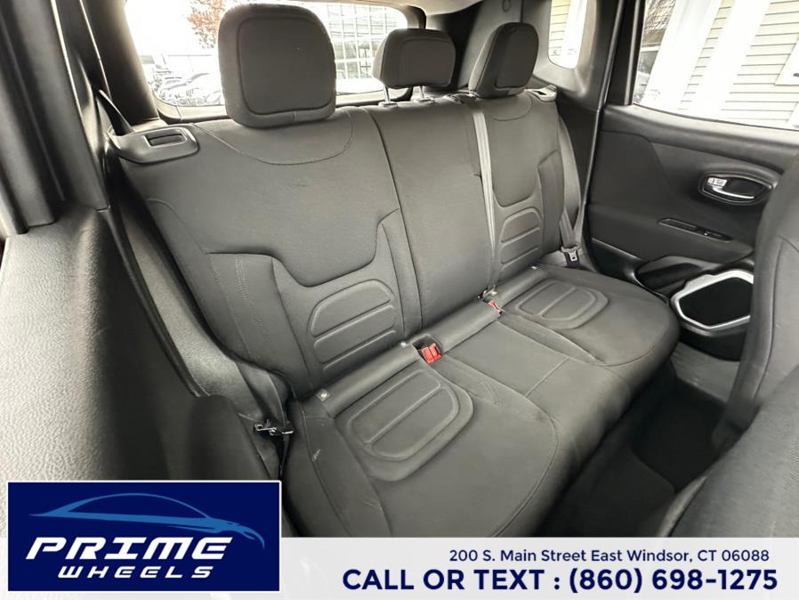 2018 Jeep Renegade Latitude FWD photo