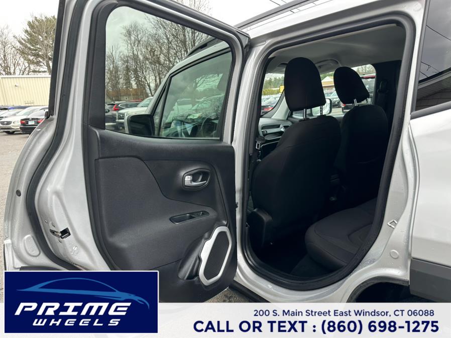 2018 Jeep Renegade Latitude FWD photo