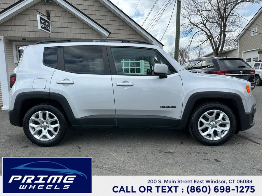 2018 Jeep Renegade Latitude FWD photo