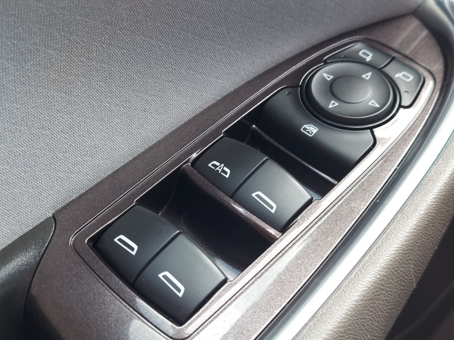 2019 Chevrolet Malibu 4dr Sdn LT w/1LT photo
