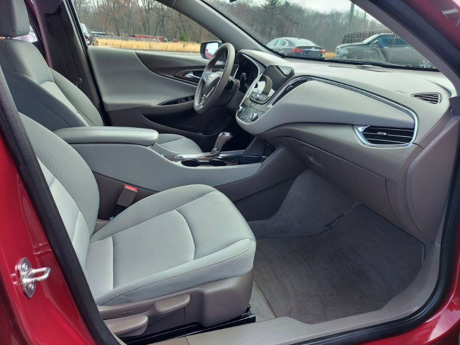 2019 Chevrolet Malibu 4dr Sdn LT w/1LT photo
