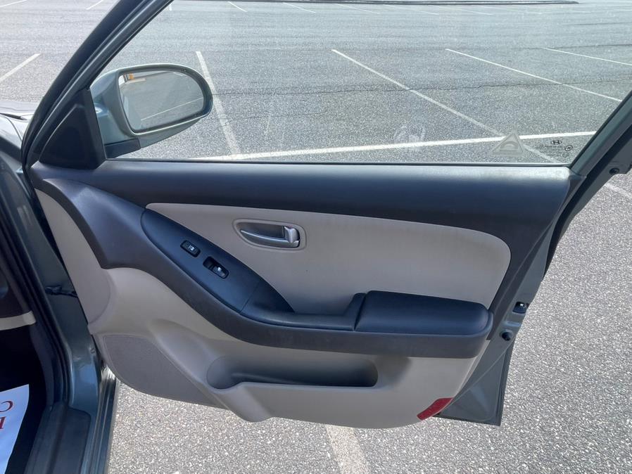 2009 Hyundai Elantra GLS photo