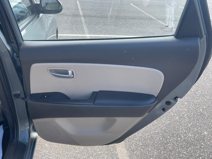 2009 Hyundai Elantra GLS photo