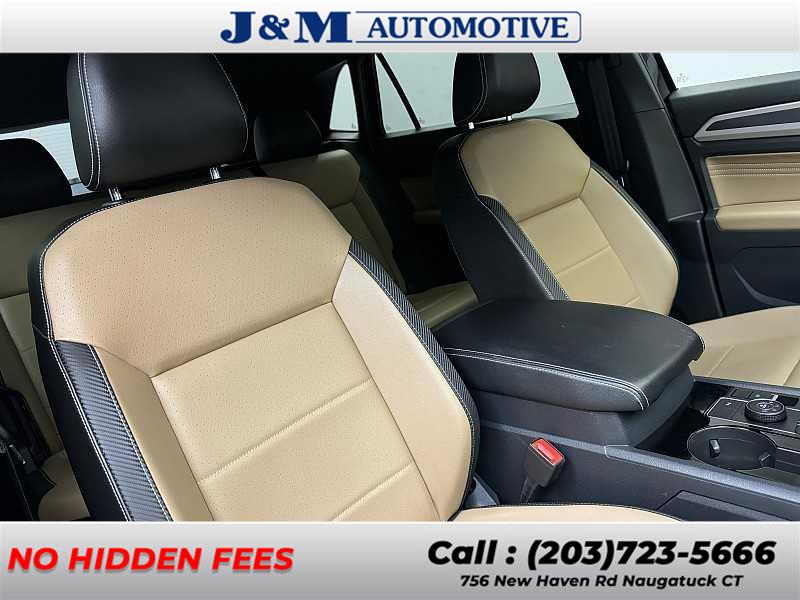 2022 Volkswagen Atlas Cross Sport 3.6L V6 SE w/Technology photo