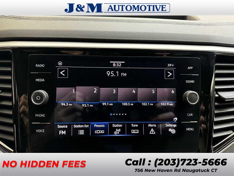 2022 Volkswagen Atlas Cross Sport 3.6L V6 SE w/Technology photo