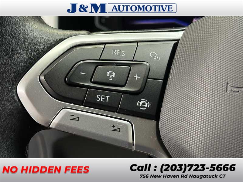 2022 Volkswagen Atlas Cross Sport 3.6L V6 SE w/Technology photo