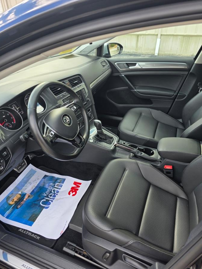 2017 Volkswagen Golf Alltrack 1.8T SE DSG photo