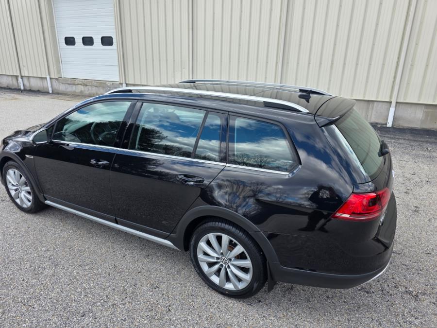 2017 Volkswagen Golf Alltrack 1.8T SE DSG photo