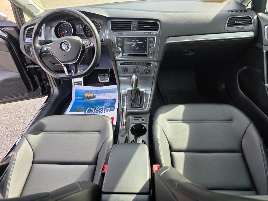 2017 Volkswagen Golf Alltrack 1.8T SE DSG photo