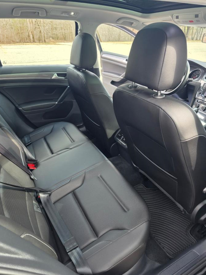 2017 Volkswagen Golf Alltrack 1.8T SE DSG photo