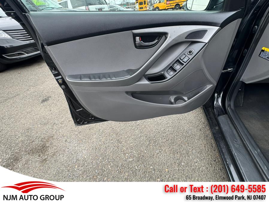 2014 Hyundai Elantra Limited photo
