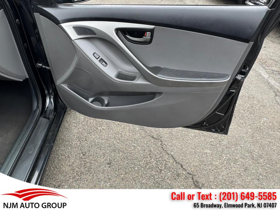 2014 Hyundai Elantra Limited photo