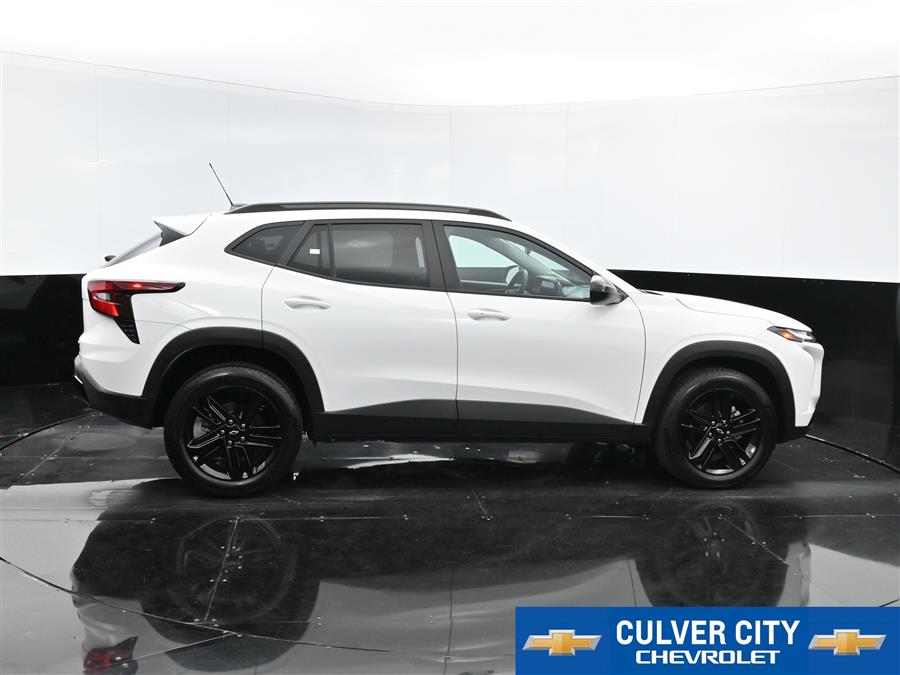 2025 Chevrolet Trax ACTIV photo