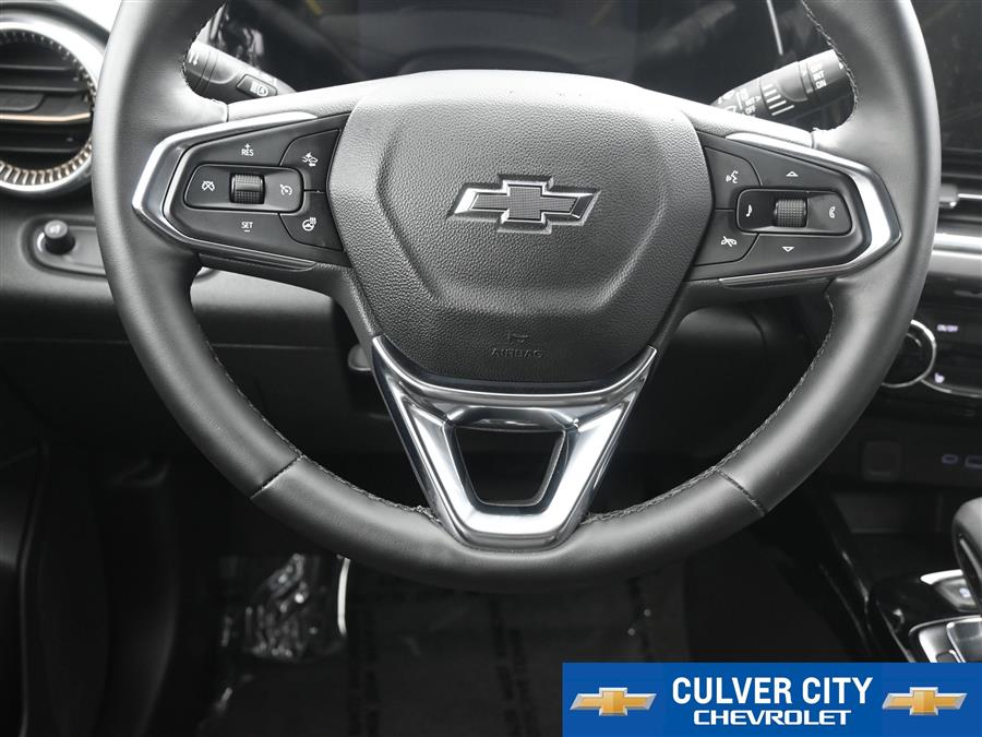 2025 Chevrolet Trax ACTIV photo