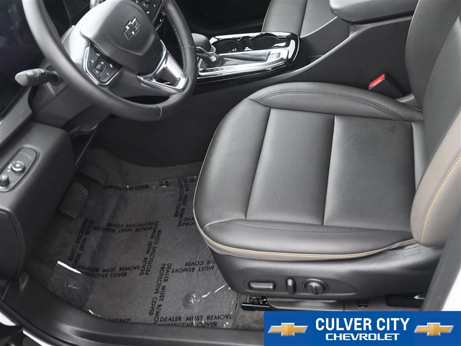 2025 Chevrolet Trax ACTIV photo