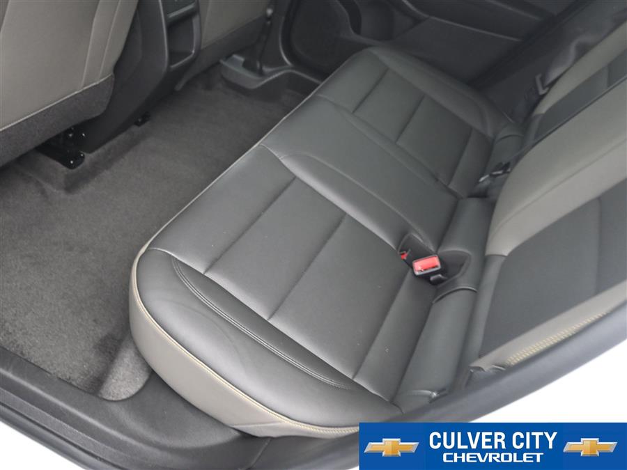 2025 Chevrolet Trax ACTIV photo