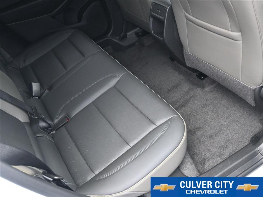 2025 Chevrolet Trax ACTIV photo