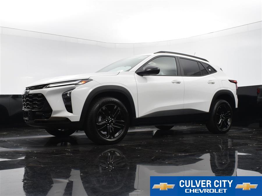 2025 Chevrolet Trax ACTIV photo