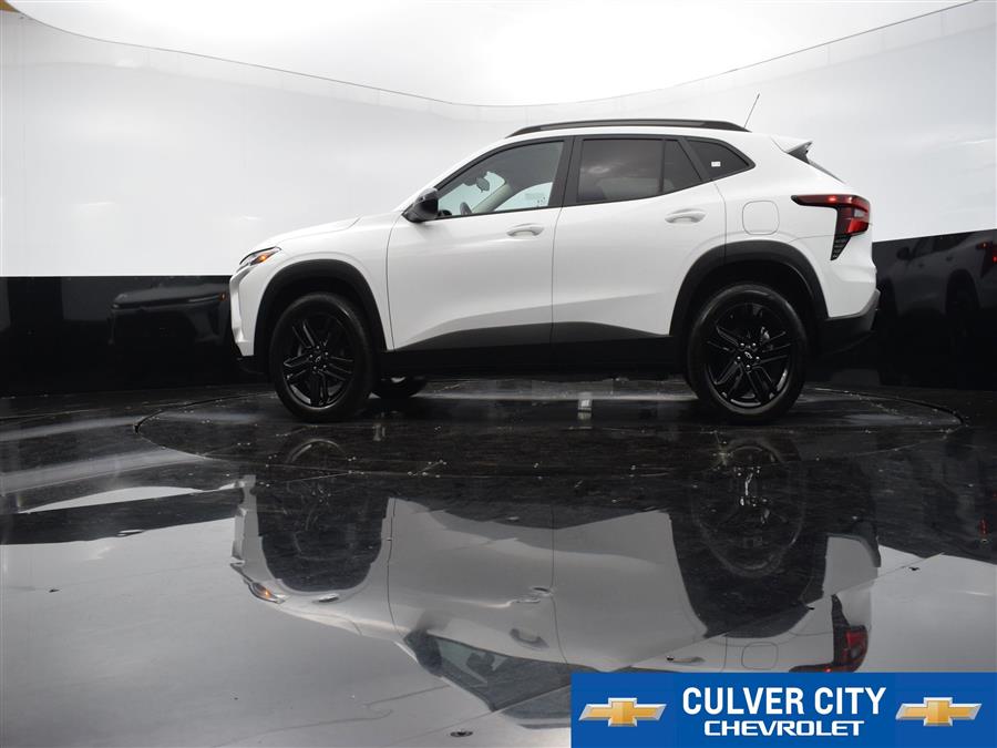 2025 Chevrolet Trax ACTIV photo