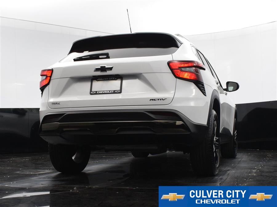 2025 Chevrolet Trax ACTIV photo