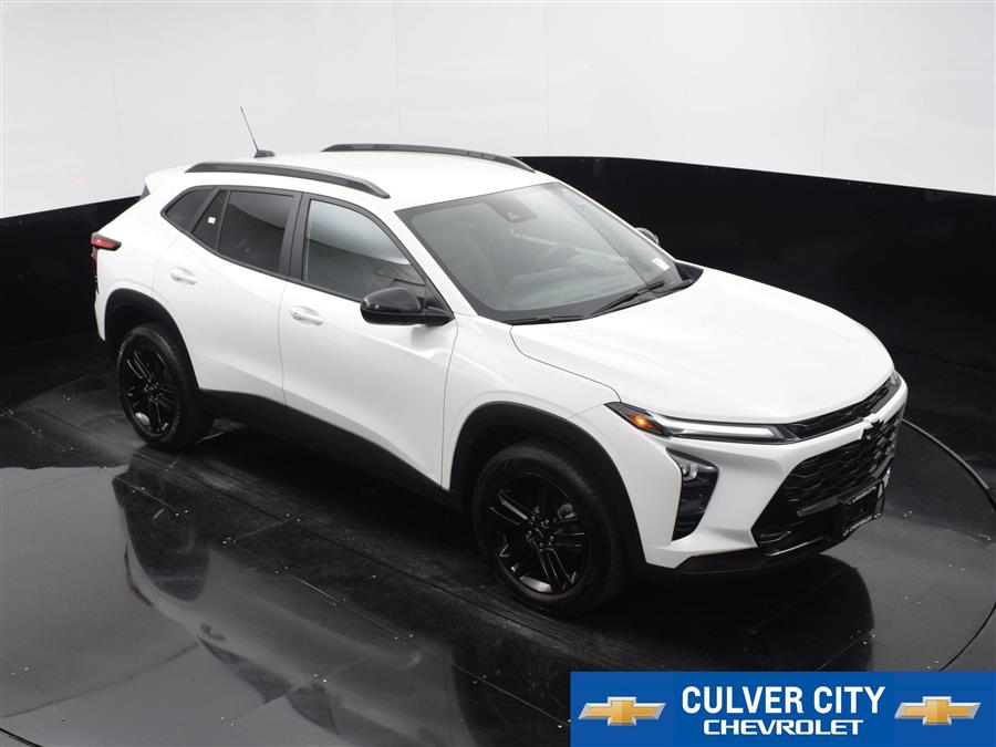 2025 Chevrolet Trax ACTIV photo
