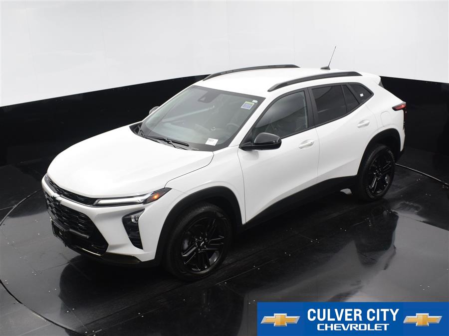 2025 Chevrolet Trax ACTIV photo