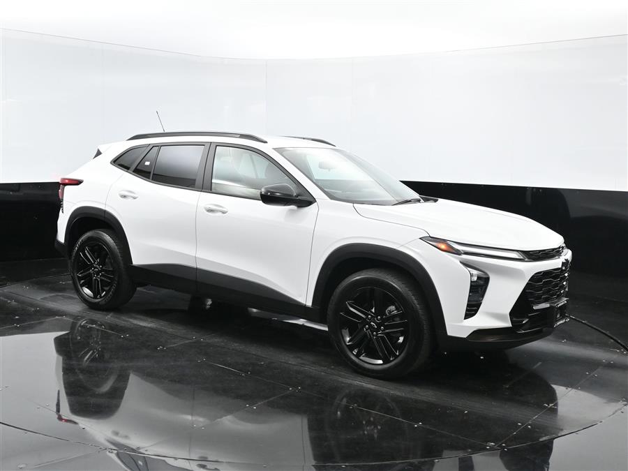 2025 Chevrolet Trax ACTIV photo
