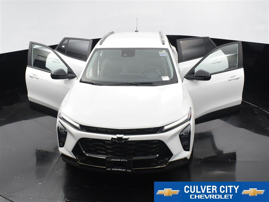 2025 Chevrolet Trax ACTIV photo