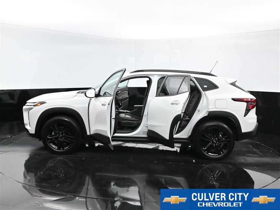 2025 Chevrolet Trax ACTIV photo