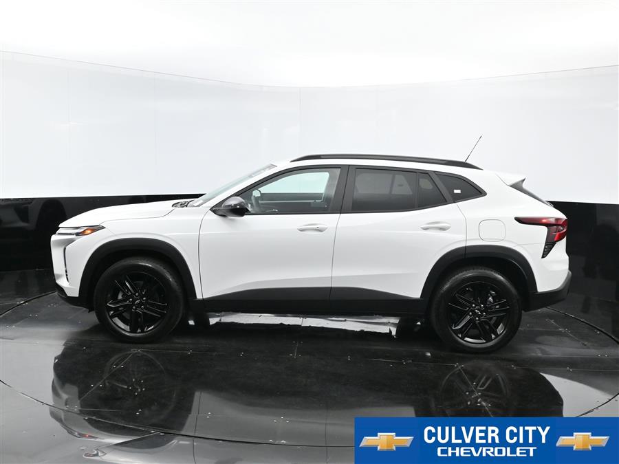 2025 Chevrolet Trax ACTIV photo