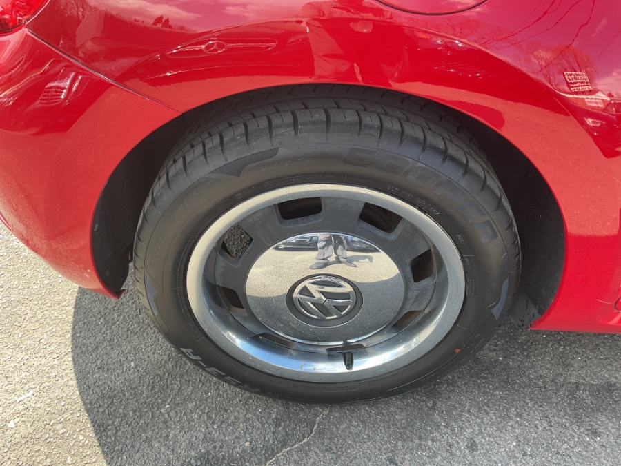 2012 Volkswagen Beetle 2.5 PZEV photo