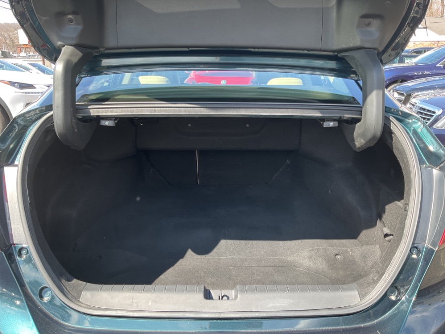 2018 Honda Clarity Plug-In Hybrid Touring Sedan photo