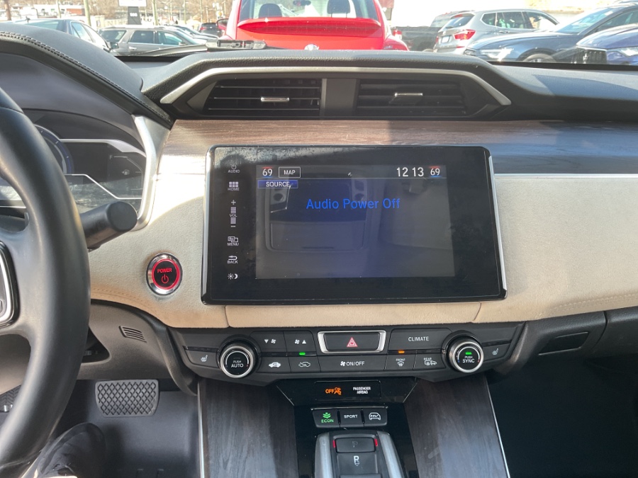 2018 Honda Clarity Plug-In Hybrid Touring Sedan photo