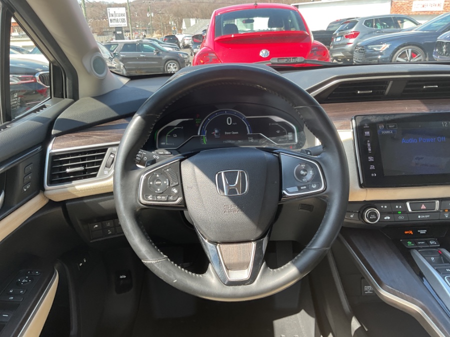 2018 Honda Clarity Plug-In Hybrid Touring Sedan photo