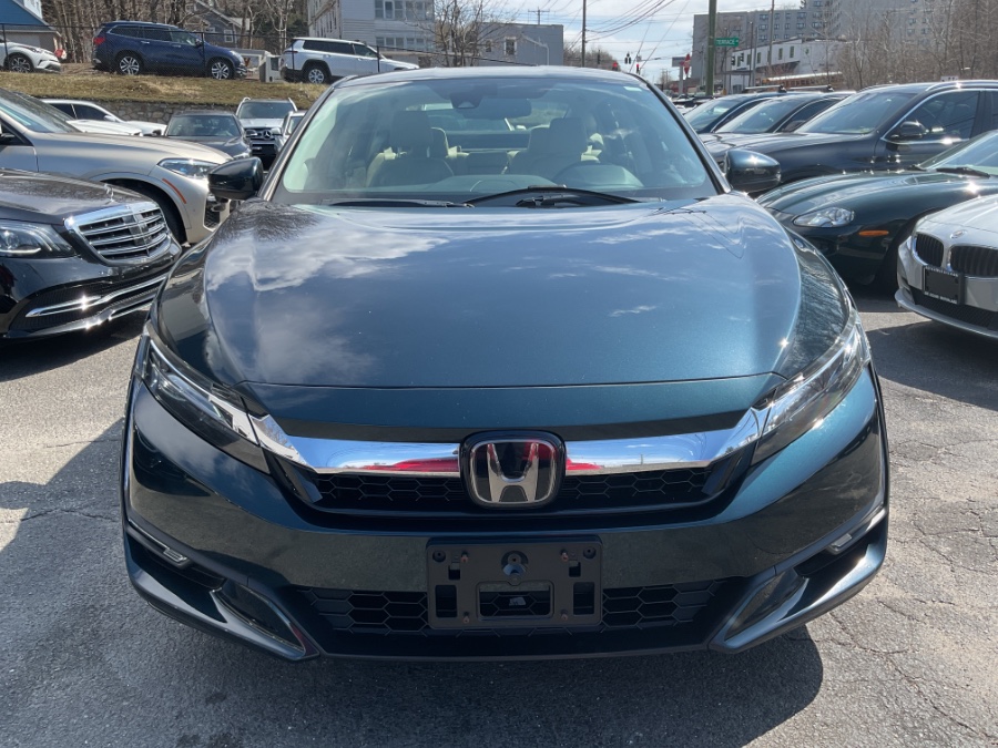 2018 Honda Clarity Plug-In Hybrid Touring Sedan photo