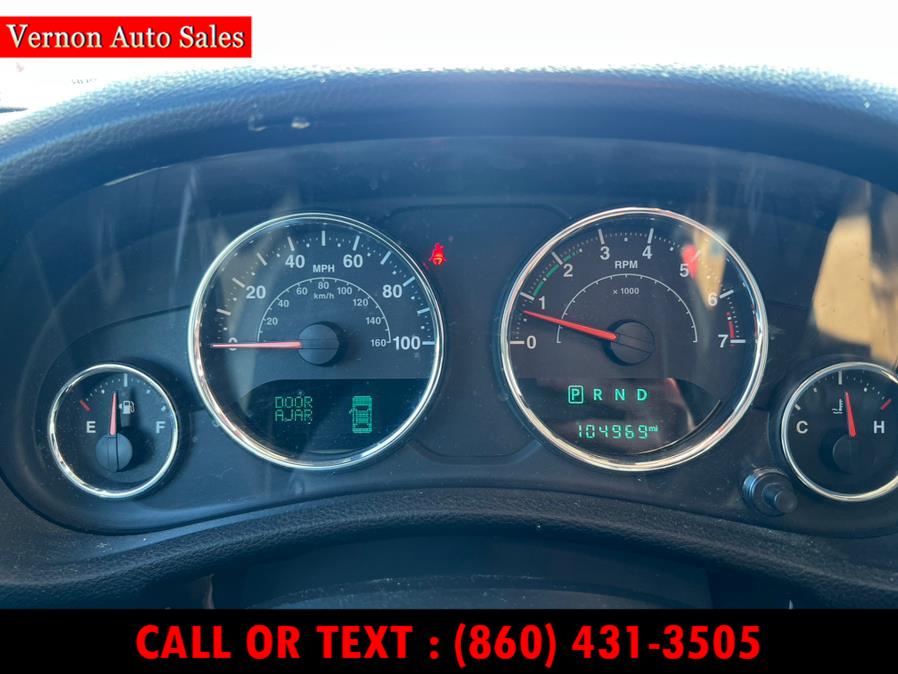 2016 Jeep Wrangler 4WD 2dr Sahara photo