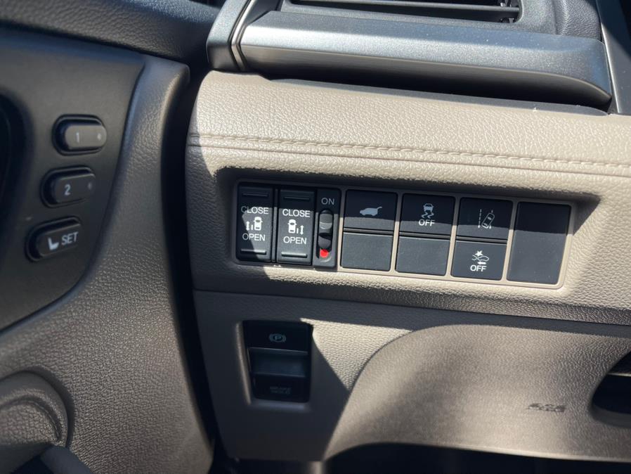 2018 Honda Odyssey EX-L w/Navi/RES Auto photo