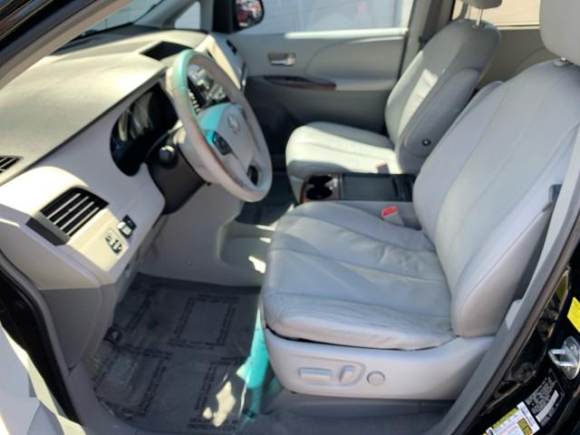 2011 Toyota Sienna XLE 8-Passenger photo