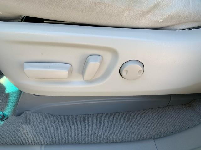 2011 Toyota Sienna XLE 8-Passenger photo