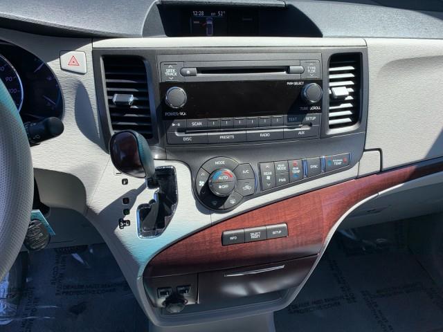2011 Toyota Sienna XLE 8-Passenger photo