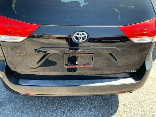 2011 Toyota Sienna XLE 8-Passenger photo
