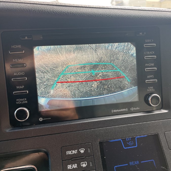 2019 Toyota Sienna XLE Premium AWD 7-Passenger (N photo