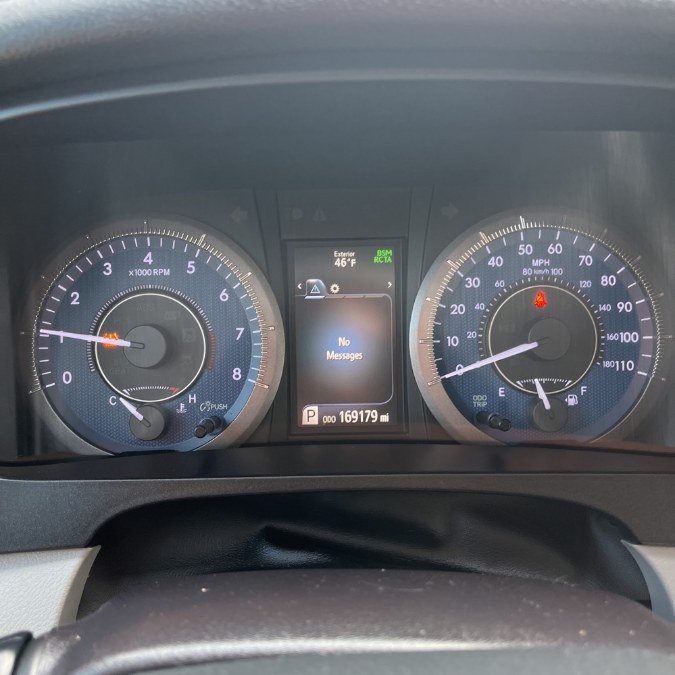 2019 Toyota Sienna XLE Premium AWD 7-Passenger (N photo